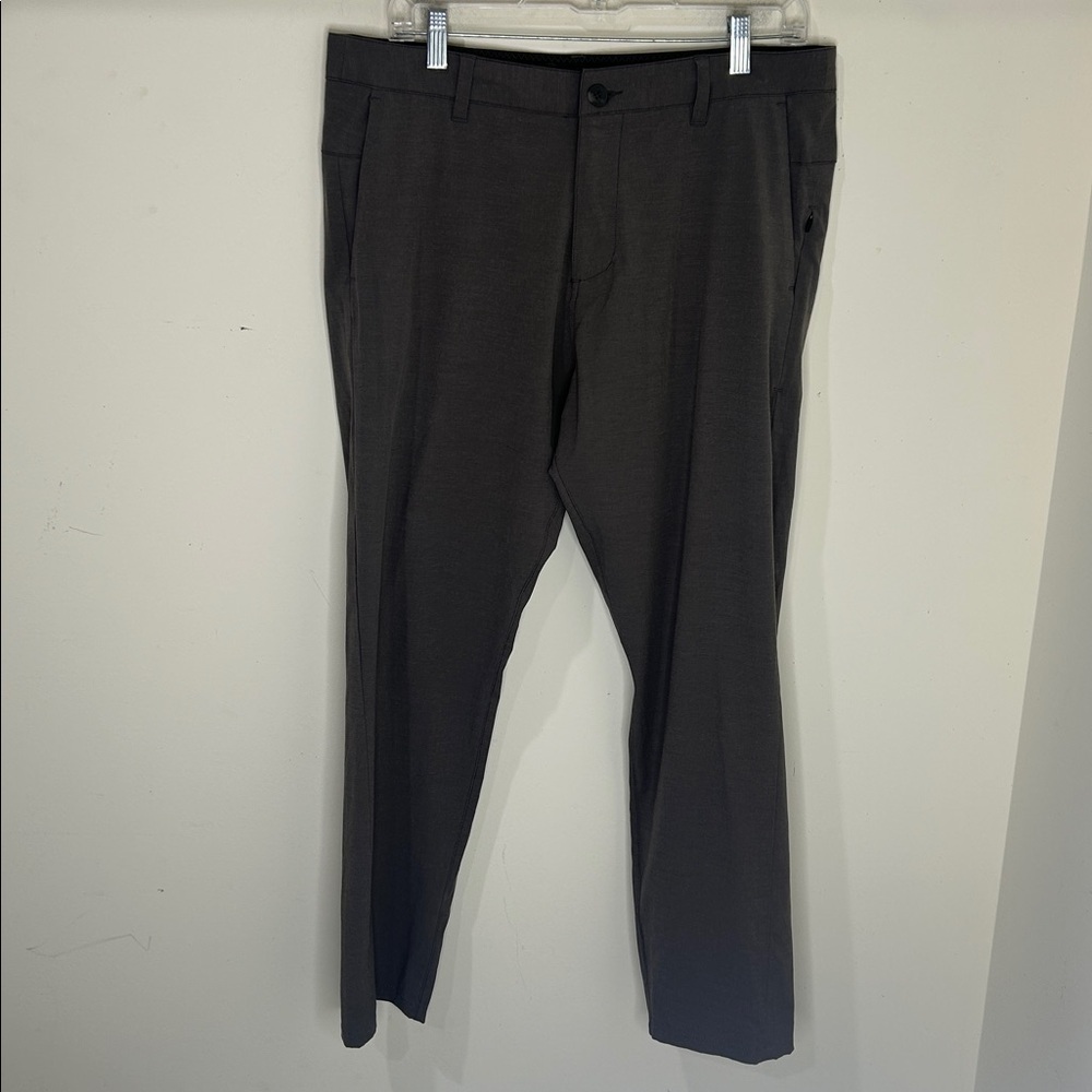 VUORI Aim Pants 30” Gray Size 33” Waist - Picture 4 of 16